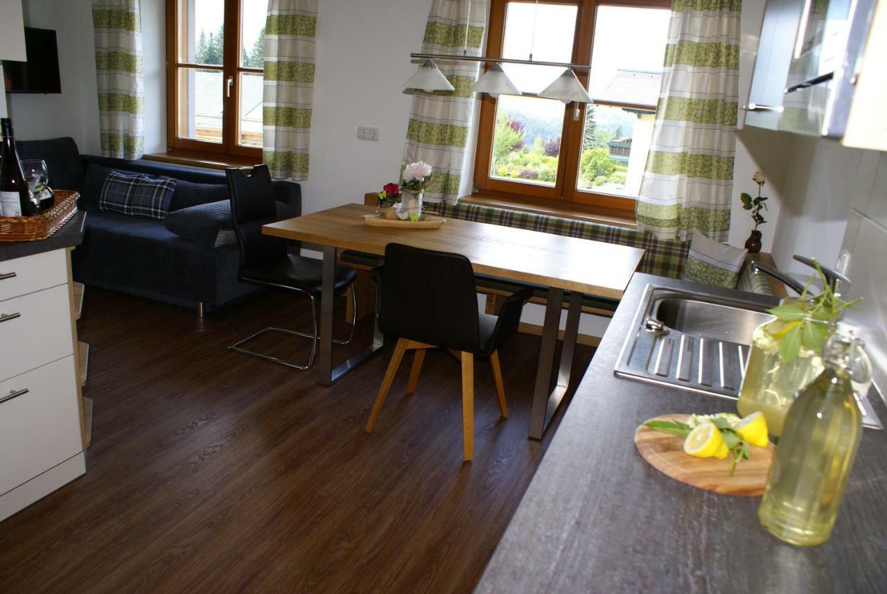 Moosgut Apartment *